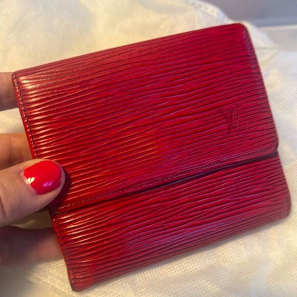 VTG *Louis Vuitton* Red Leather Epi Trifold Small Wallet Coin Purse - Picture 1 of 9